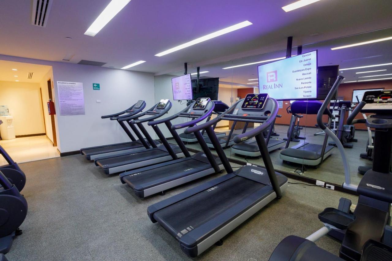 Camino Real Pedregal Mexico Hotel Luaran gambar The gym at the hotel