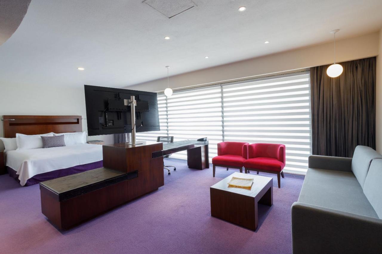 Camino Real Pedregal Mexico Hotel Luaran gambar A suite at the hotel